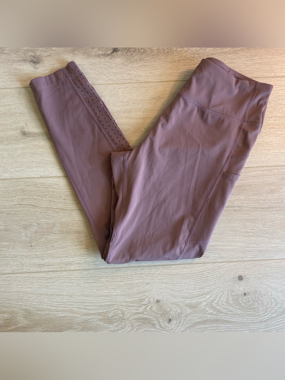 Women's Leggings in mauve size medium
